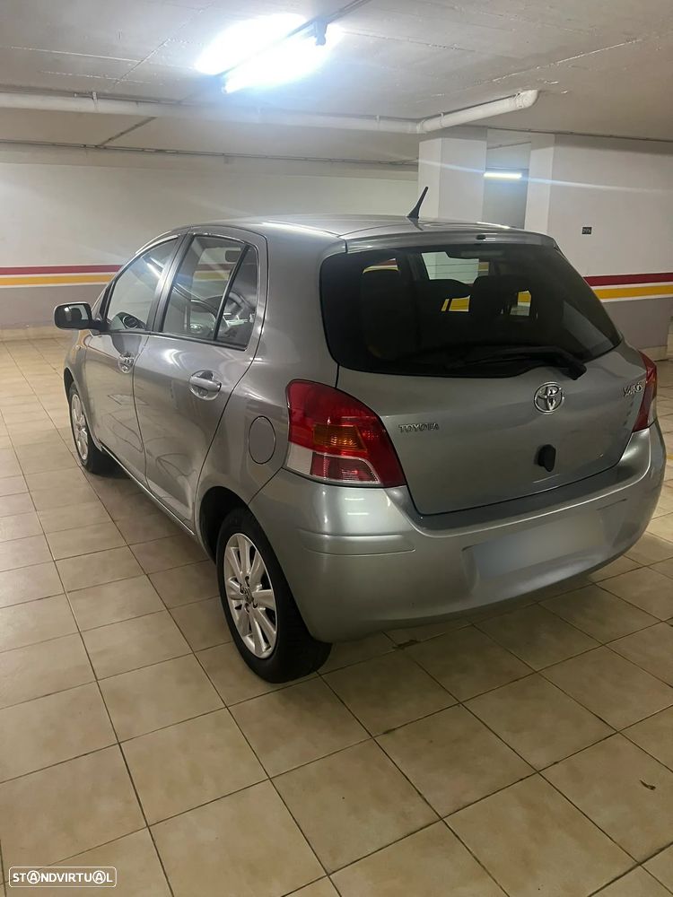 Toyota Yaris 1.0 VVT-i Sol VSC - 4