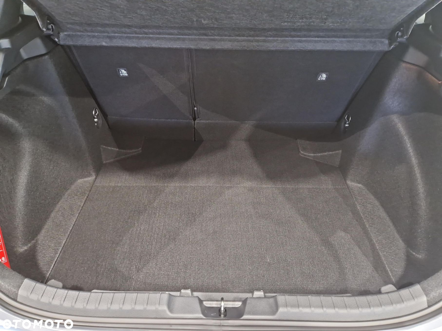 Toyota Corolla 1.8 Hybrid Comfort - 11