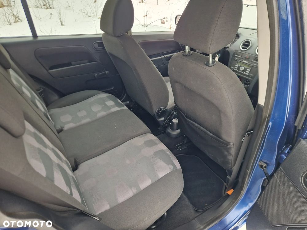 Ford Fusion - 10