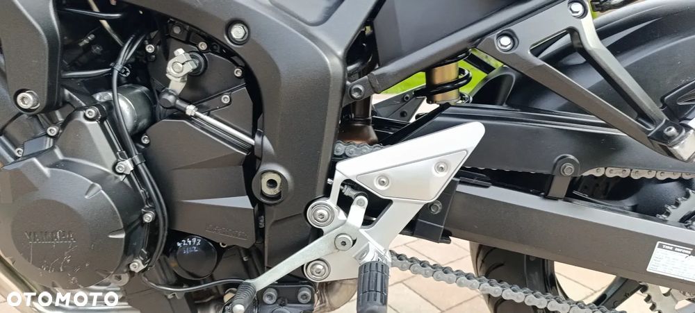 Yamaha FZ6 - 36