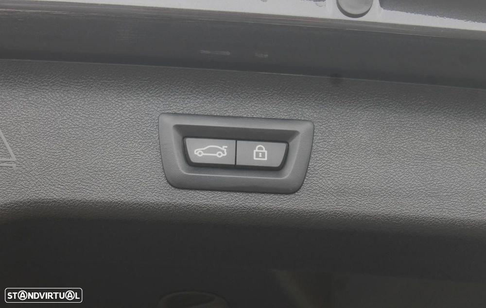 BMW 530 e Pack Desportivo M - 52