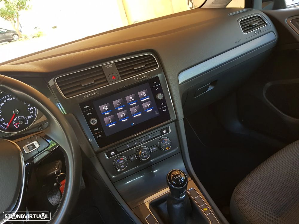 VW Golf Variant 1.6 TDi Confortline - 42