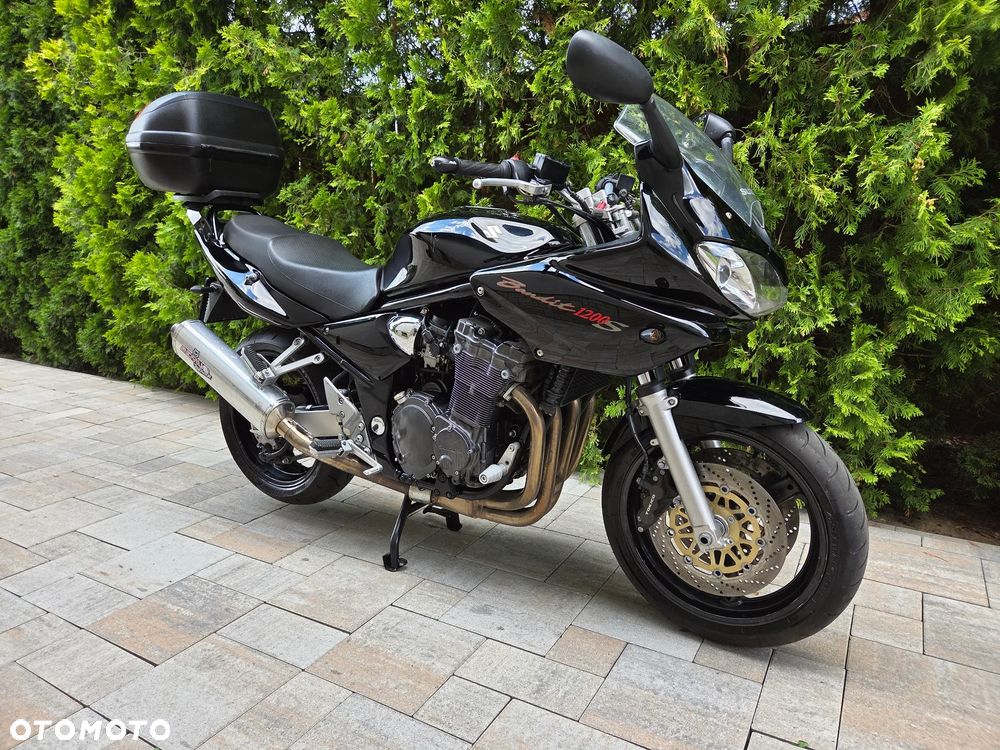 Suzuki Bandit - 1