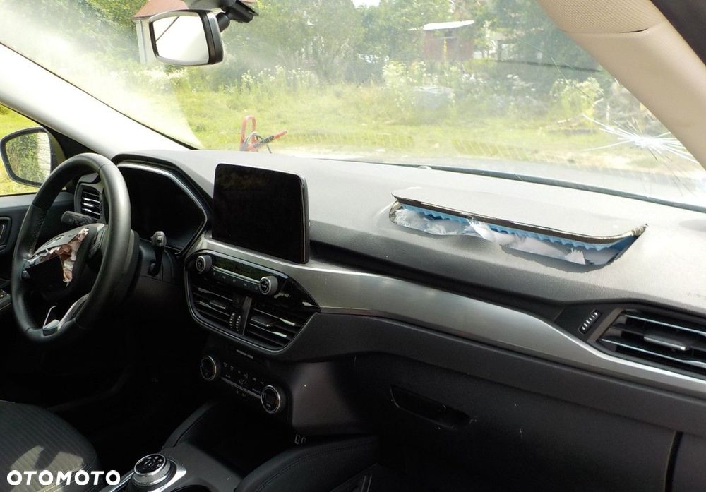 Ford Kuga - 18