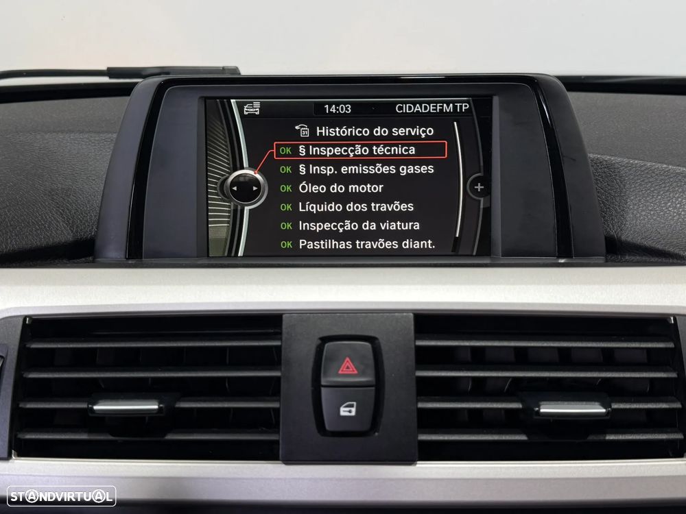 BMW 318 d Line Luxury - 28