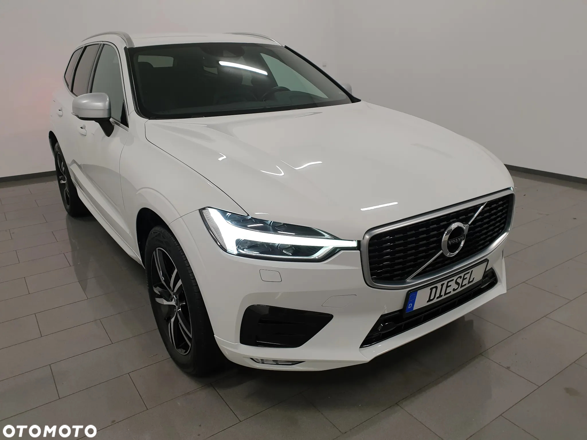 Volvo XC 60 D4 Geartronic RDesign - 36
