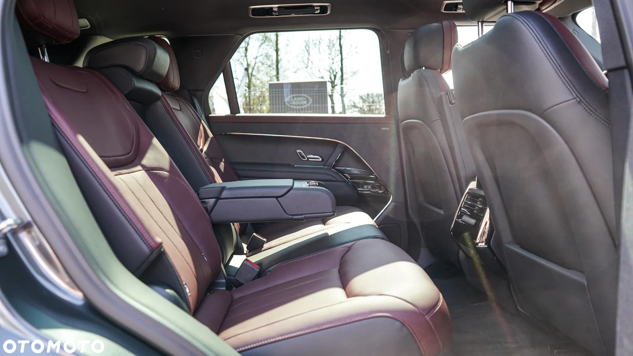 Land Rover Range Rover Sport D300 Dynamic SE - 22