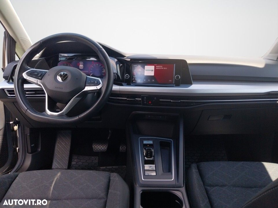 Volkswagen Golf - 14