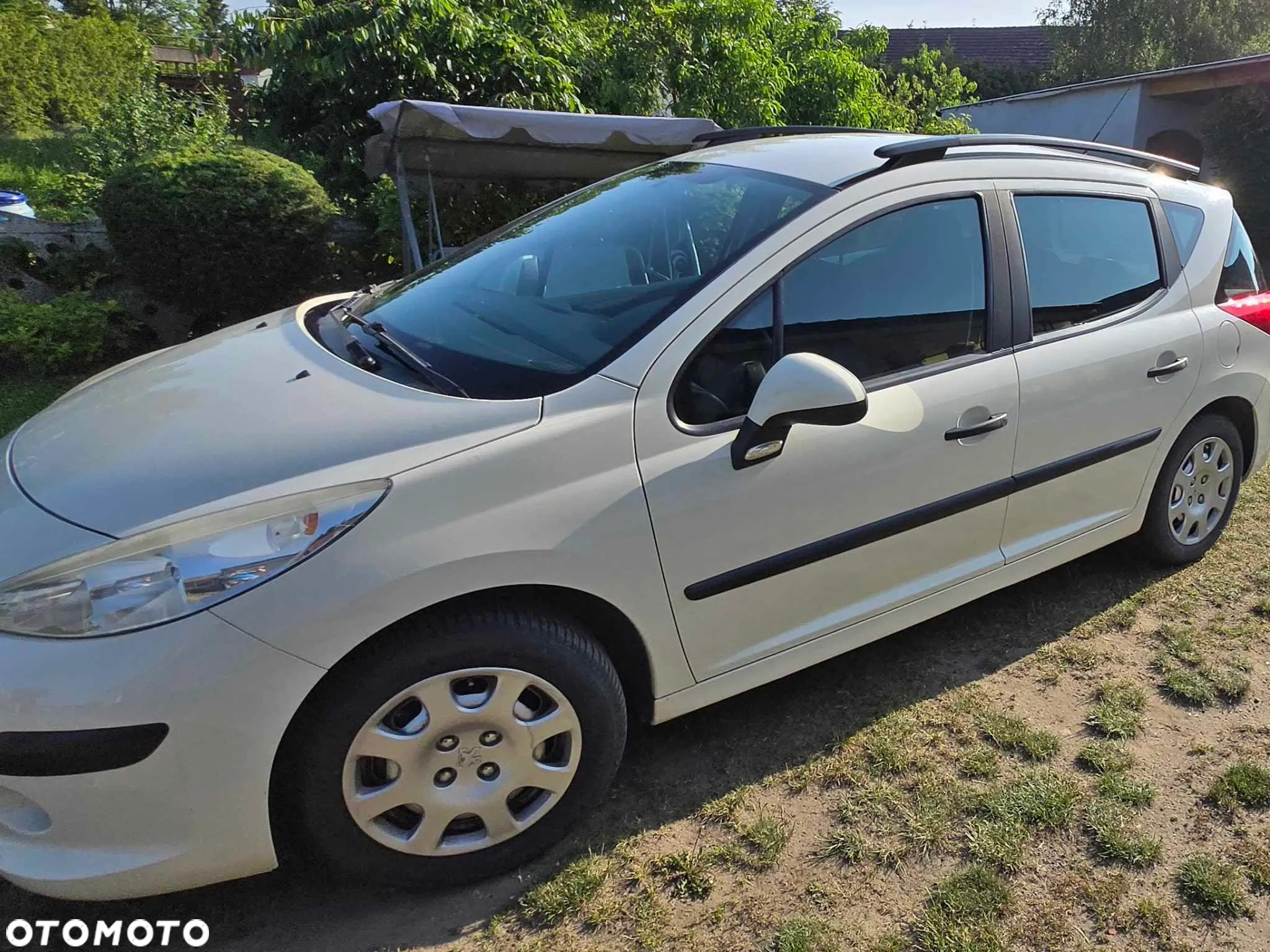 Peugeot 207 - 3