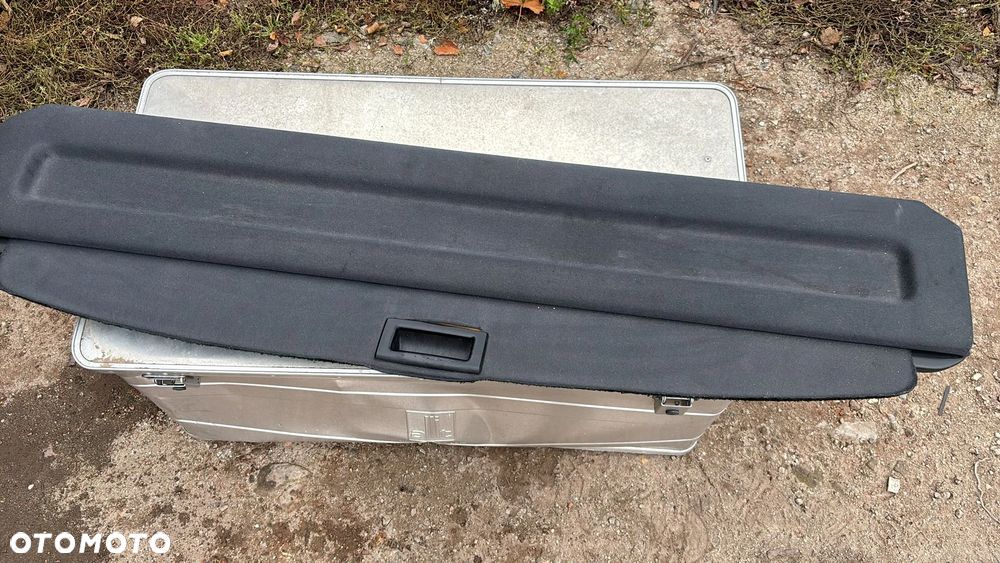 roleta bagażnika  RENAULT LAGUNA 2