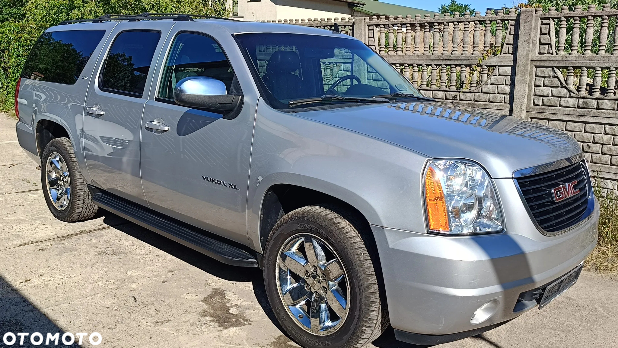 GMC Yukon - 13