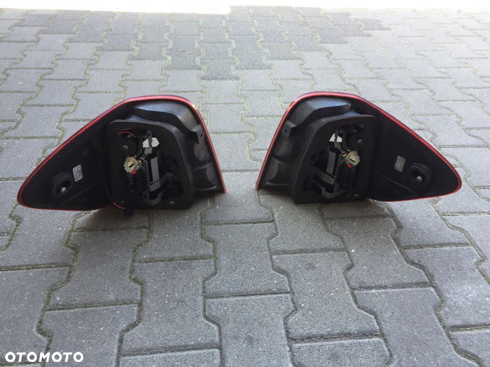 MERCEDES ml 164 lampa tylna - 2