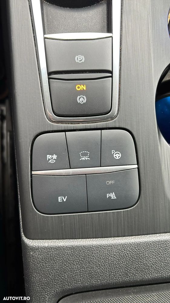Ford Kuga 2.5 Duratec PHEV ST Line X - 13