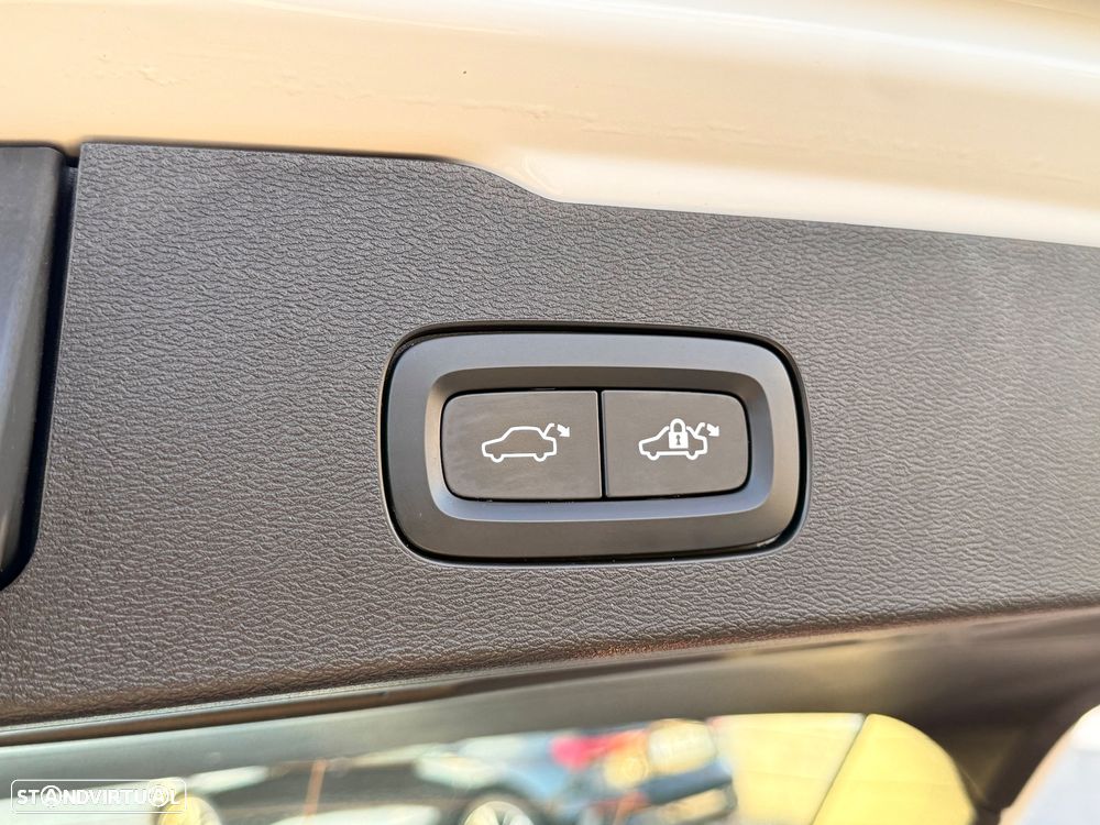 Volvo V60 2.0 T6 AWD TE Inscription - 40