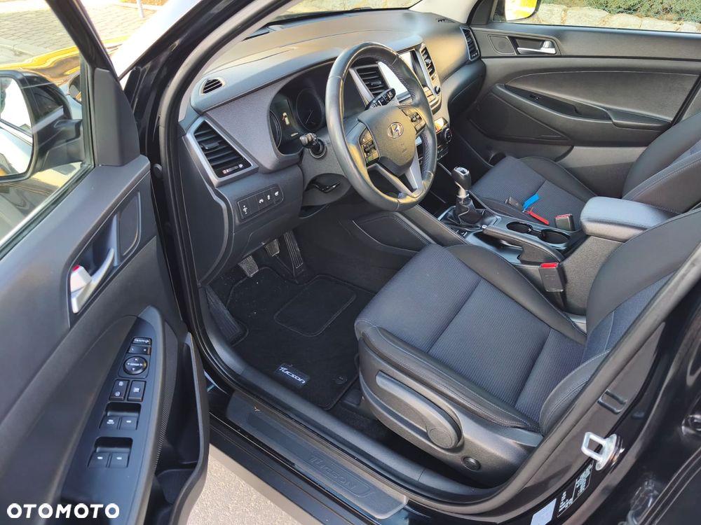 Hyundai Tucson 1.6 Turbo 2WD Style - 10