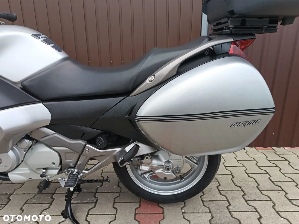 Honda Deauville - 25
