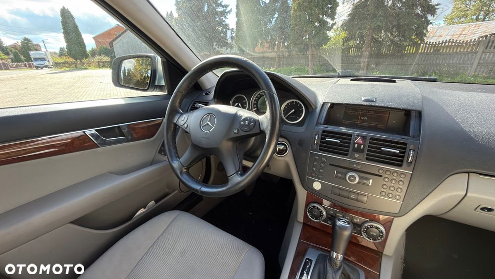 Mercedes-Benz Klasa C 230 7G-TRONIC Elegance - 10
