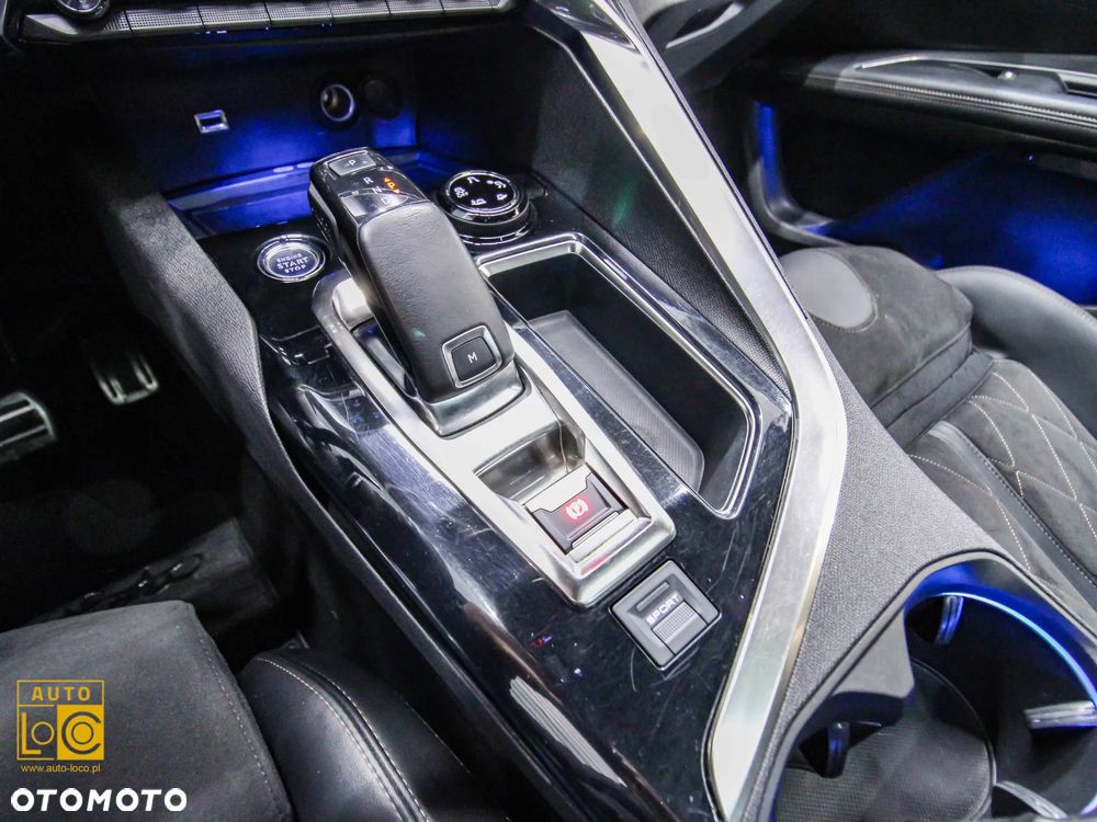 Peugeot 5008 2.0 BlueHDi GT S&S EAT8 - 32