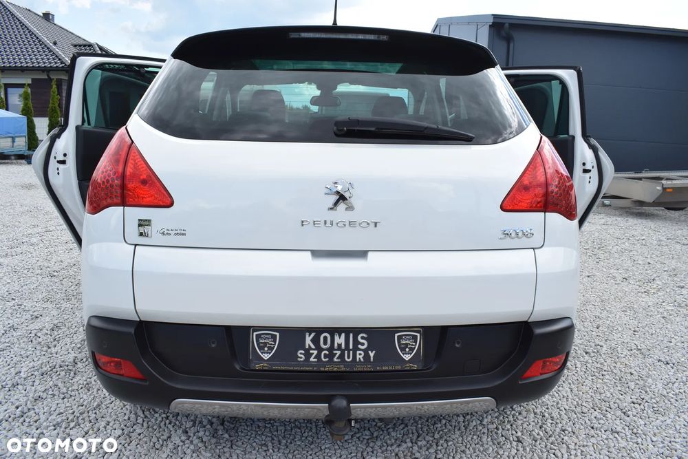 Peugeot 3008 2.0 HYbrid4 - 14