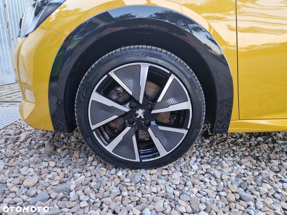 Peugeot 208 - 26