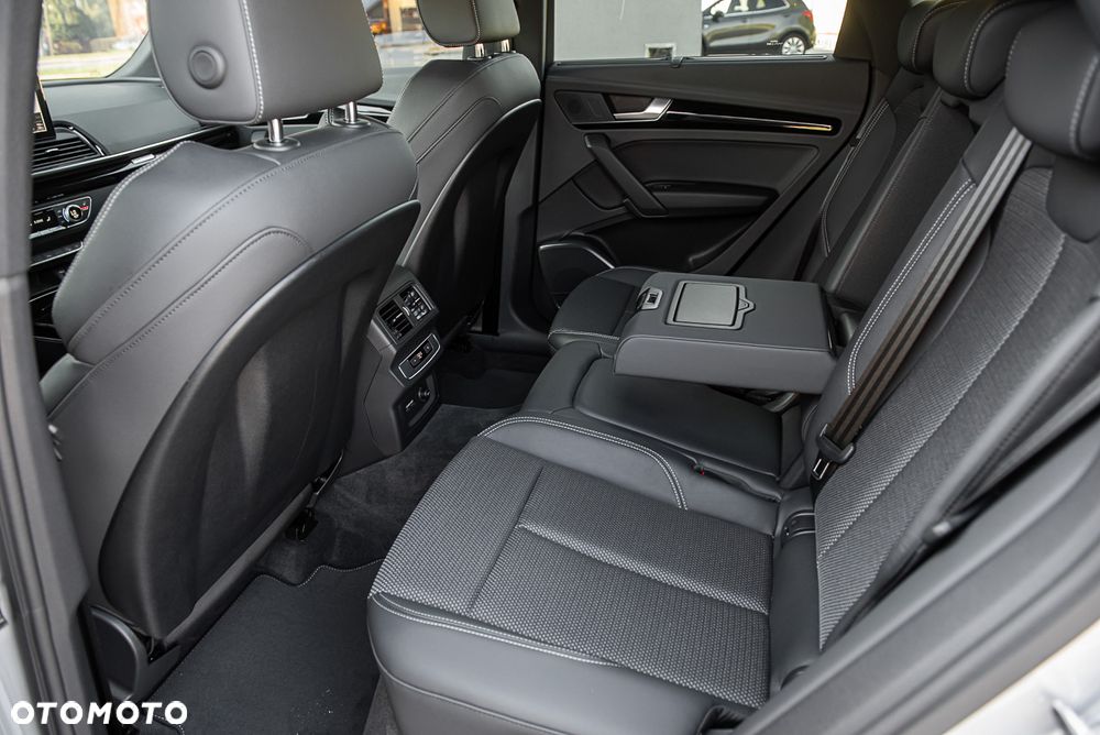 Audi Q5 Sportback 50 TFSIe quattro S tronic S line - 32