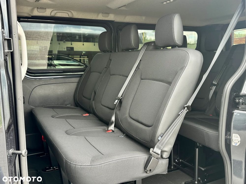 Renault Trafic - 19