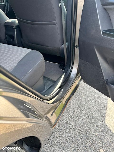 Toyota Auris 1.8 VVT-i Automatik Style Selection - 37