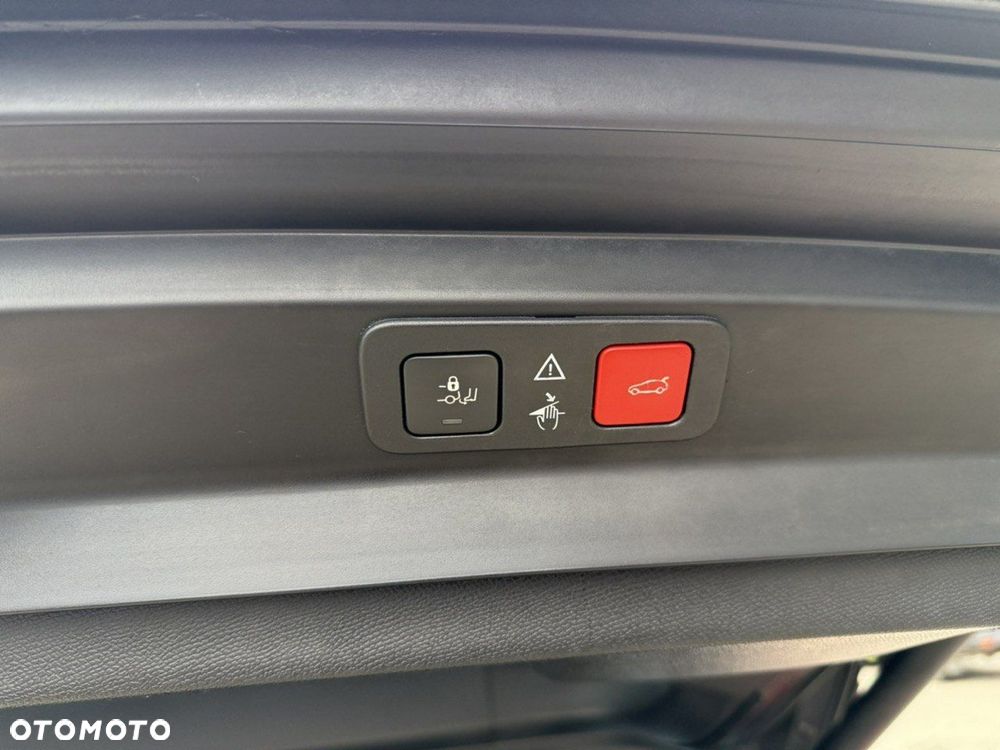 Peugeot 5008 BlueHDI 130 Allure - 28