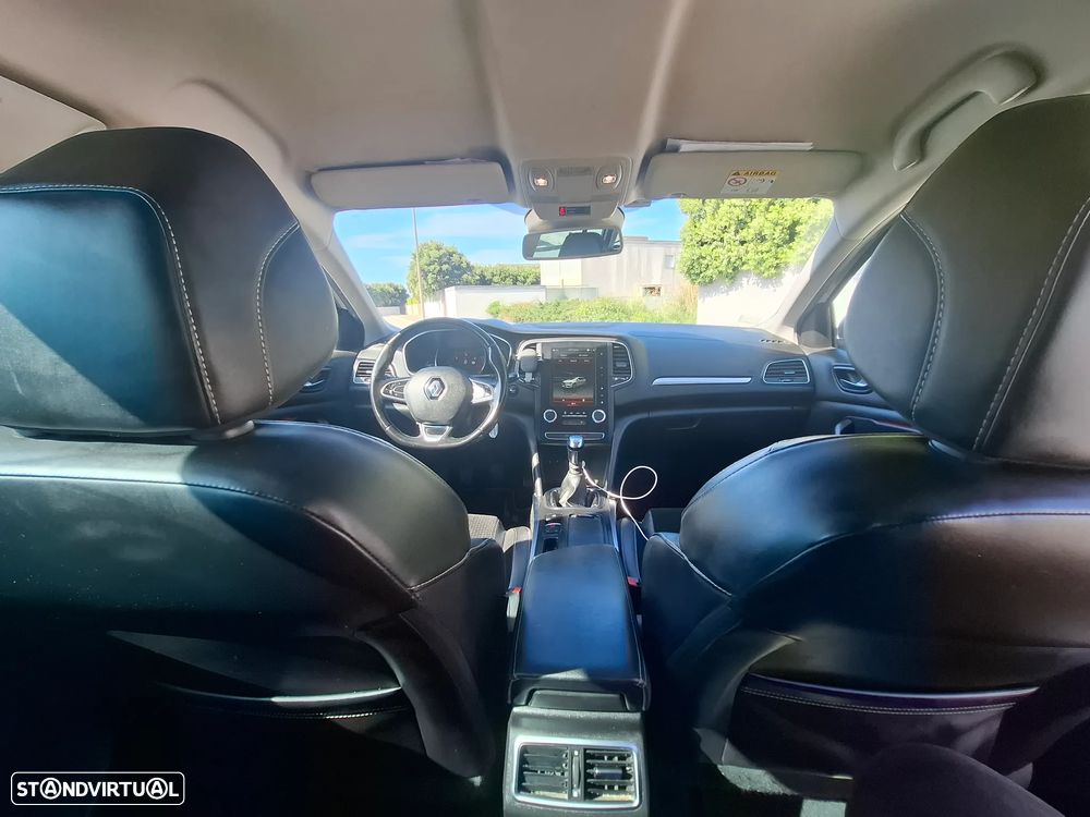 Renault Mégane Sport Tourer ENERGY dCi 130 GT LINE - 13