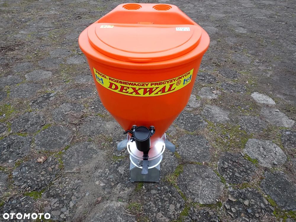 Solarka piaskarka posypywarka DEXWAL SOLDROG 110 L - 5