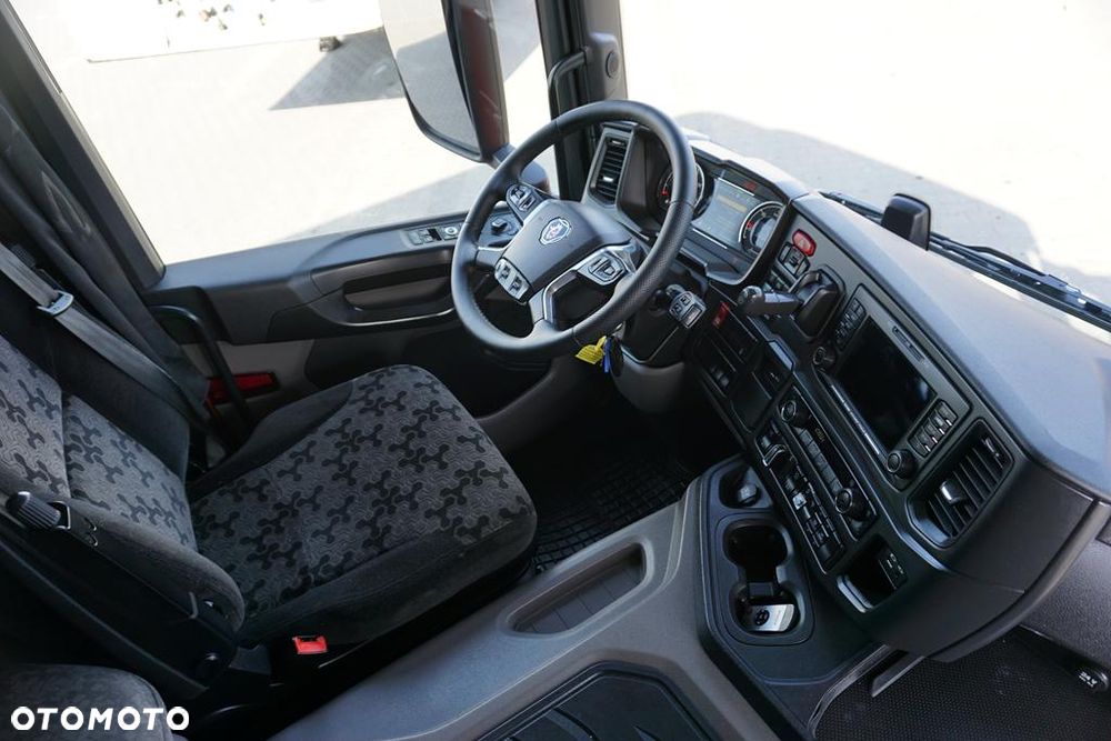 Scania SCANIA / P 360 / E 6 / CHŁODNIA + WINDA / 18 PALET / RETARDER / OŚ SKRĘTNA - 13