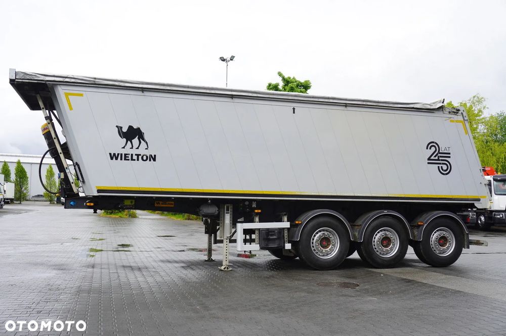 Wielton NW-3 / waga 6,2 t / poj. 38m3 / elek. dach / Teflon / 50 naczep r.2024_242025 - 11