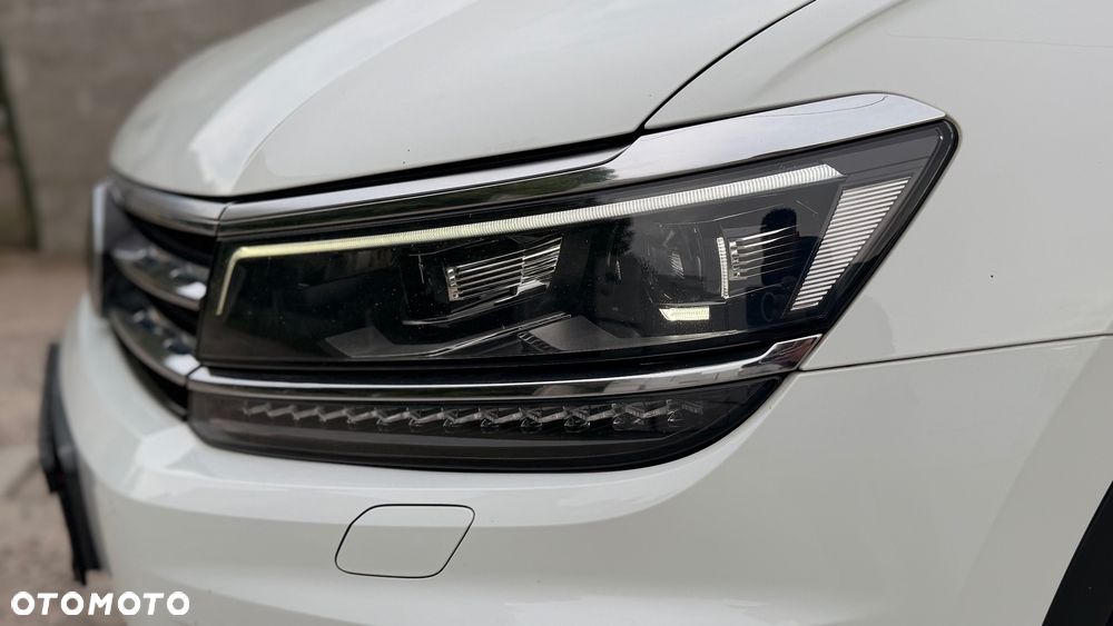 Volkswagen Tiguan 2.0 TDI SCR Elegance - 38