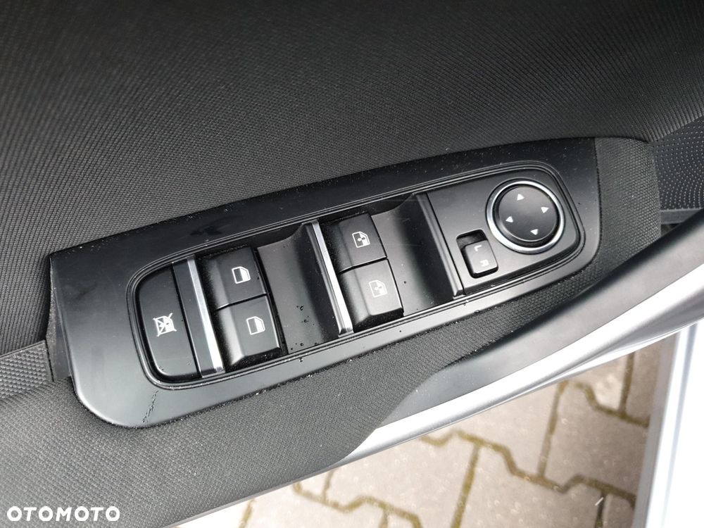Kia Ceed 1.5 T-GDI M - 17