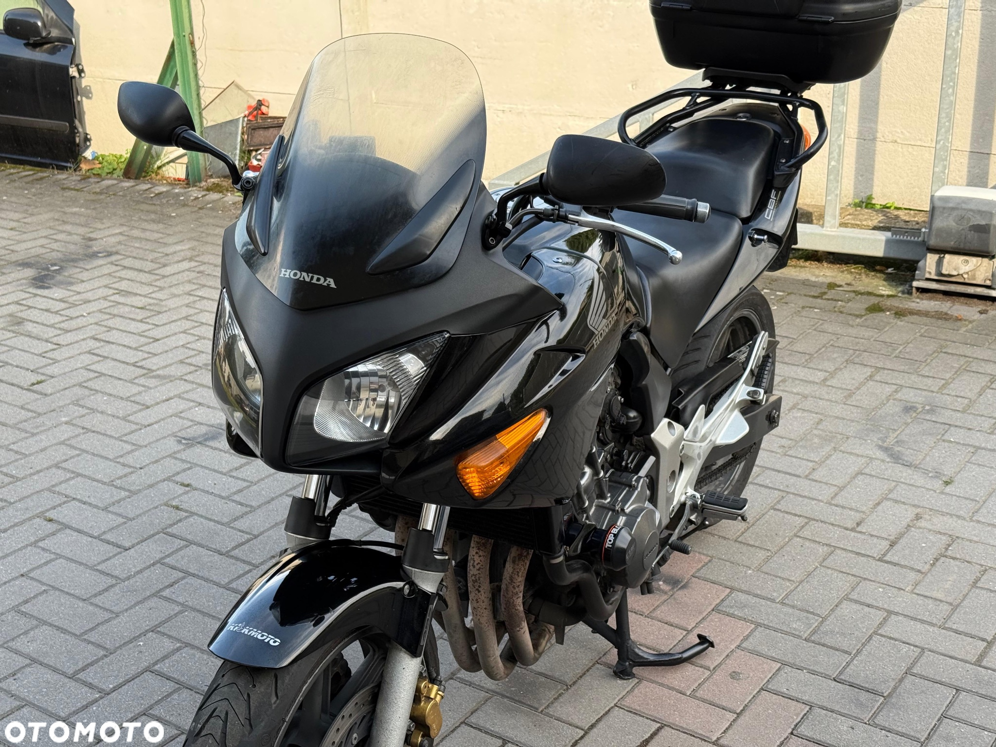 Honda CBF - 17
