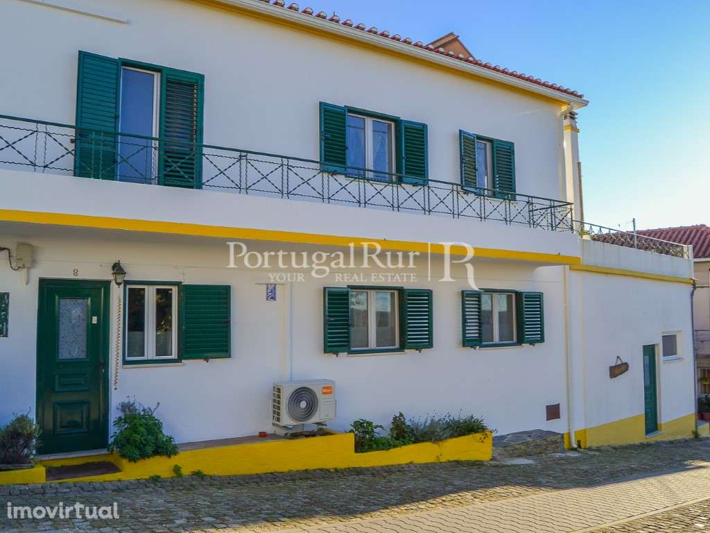 Moradia T5 - Quintal e Alojamento Local - Grande imagem: 4/25