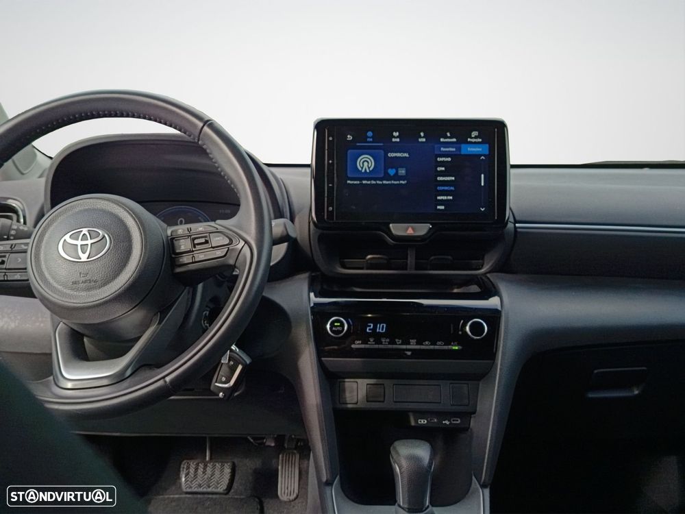 Toyota Yaris Cross 1.5 HDF Comfort Plus - 30