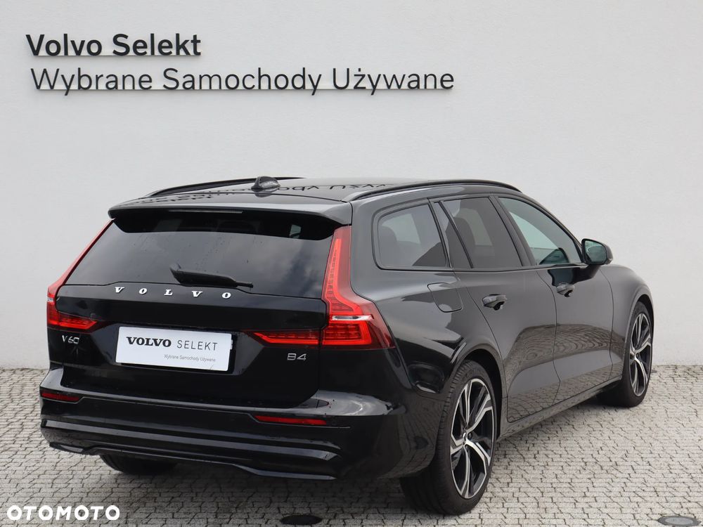 Volvo V60 B4 B Plus Dark - 6