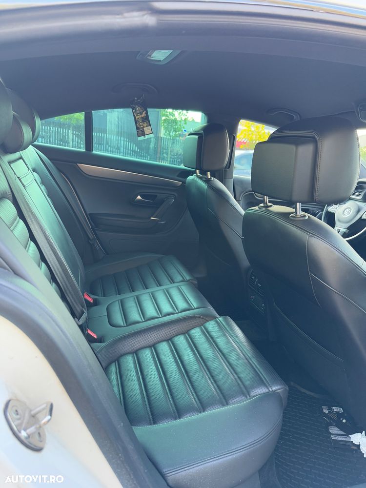 Volkswagen Passat CC 2.0 TDI 4Motion BlueMotion Technology DSG - 9