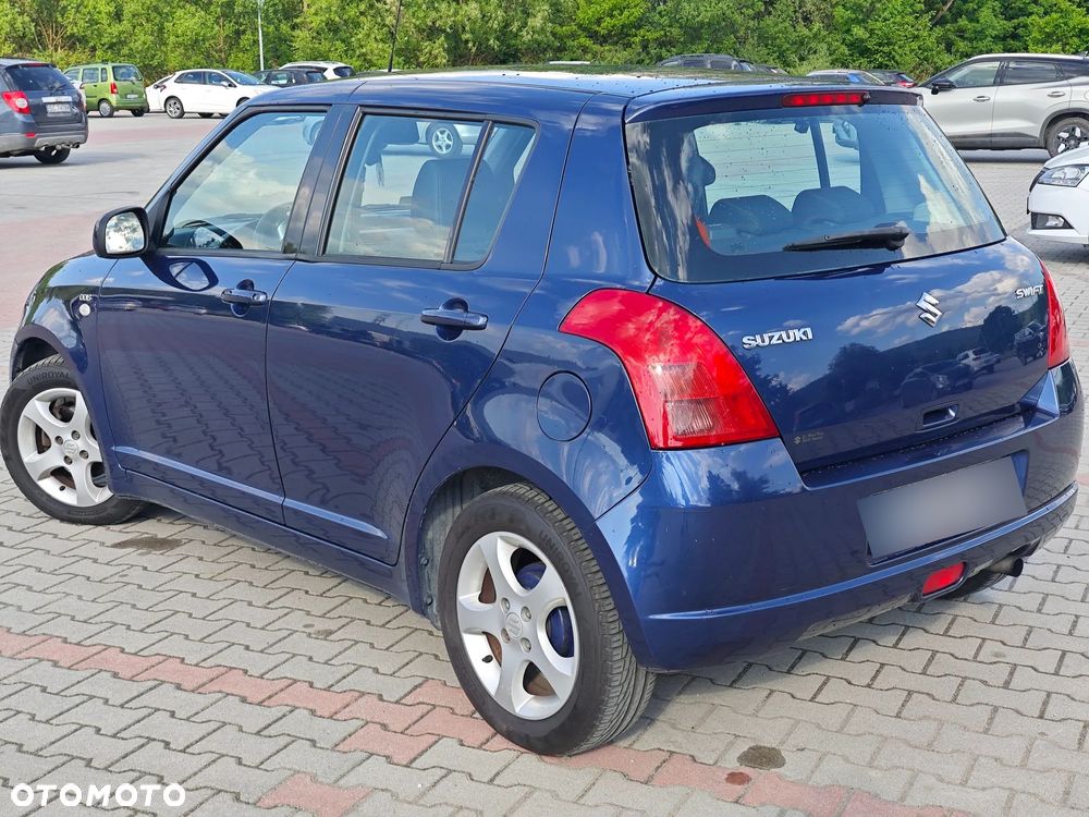 Suzuki Swift - 8