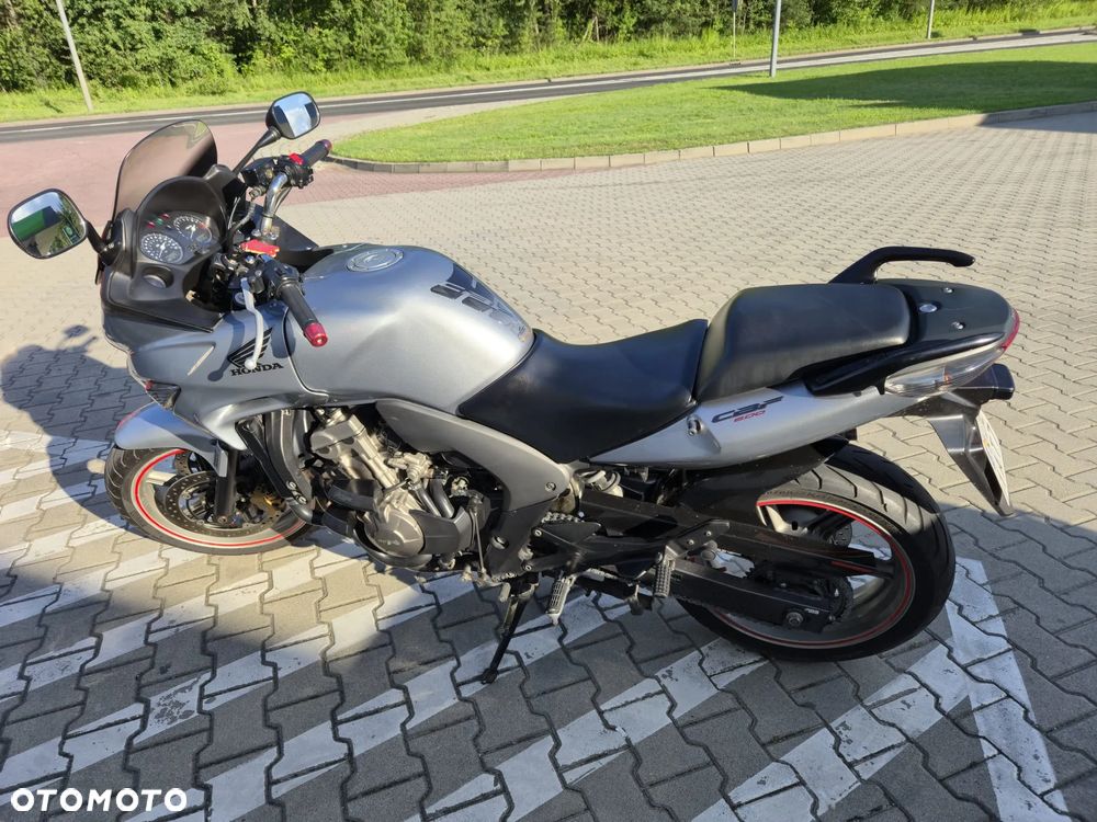 Honda CBF - 11