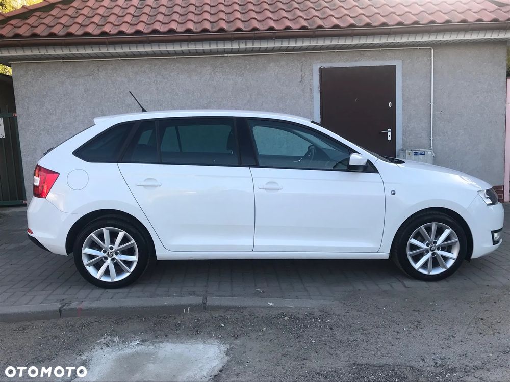 Skoda RAPID 1.2 TSI Edition - 12