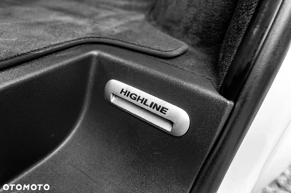 Volkswagen Multivan - 36