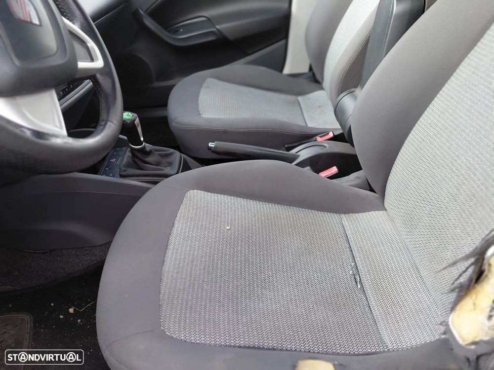 SEAT Ibiza - 4