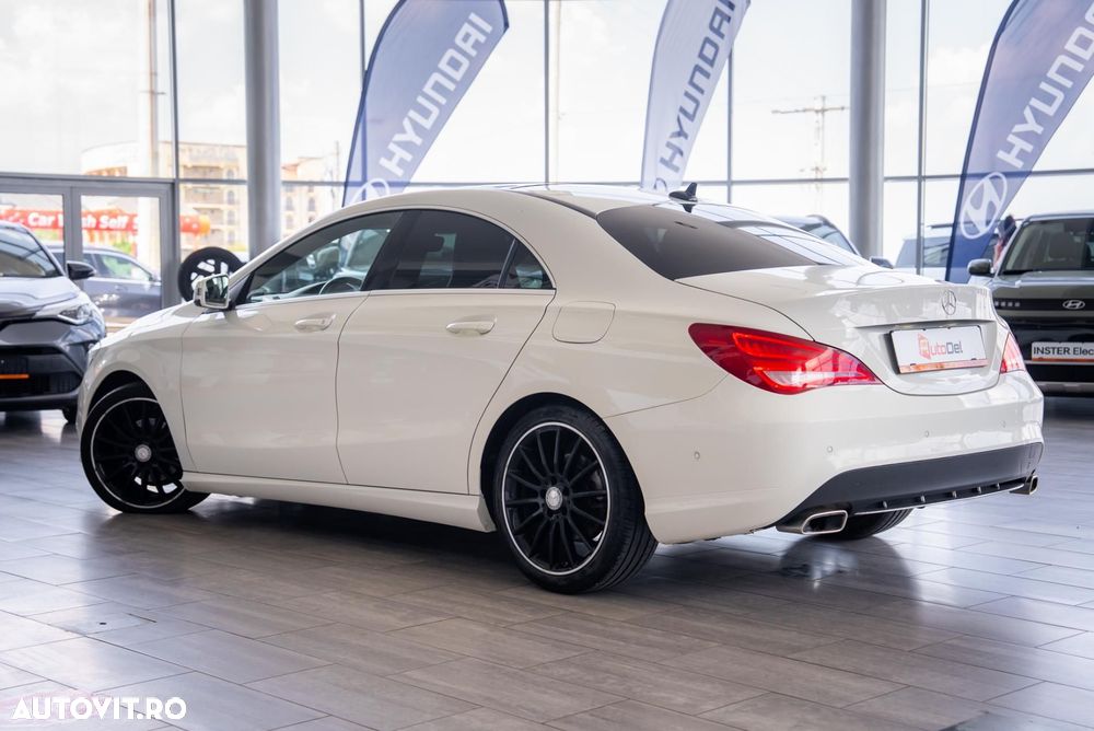 Mercedes-Benz CLA 180 Shooting Brake - 10