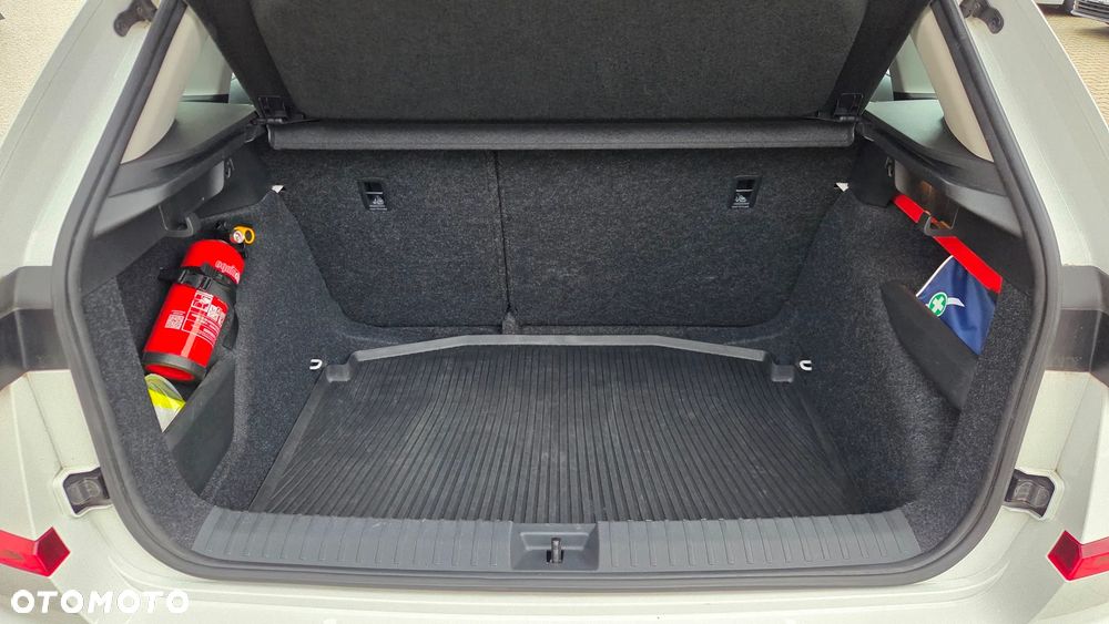 Skoda Kamiq 1.0 TSI Selection DSG - 25