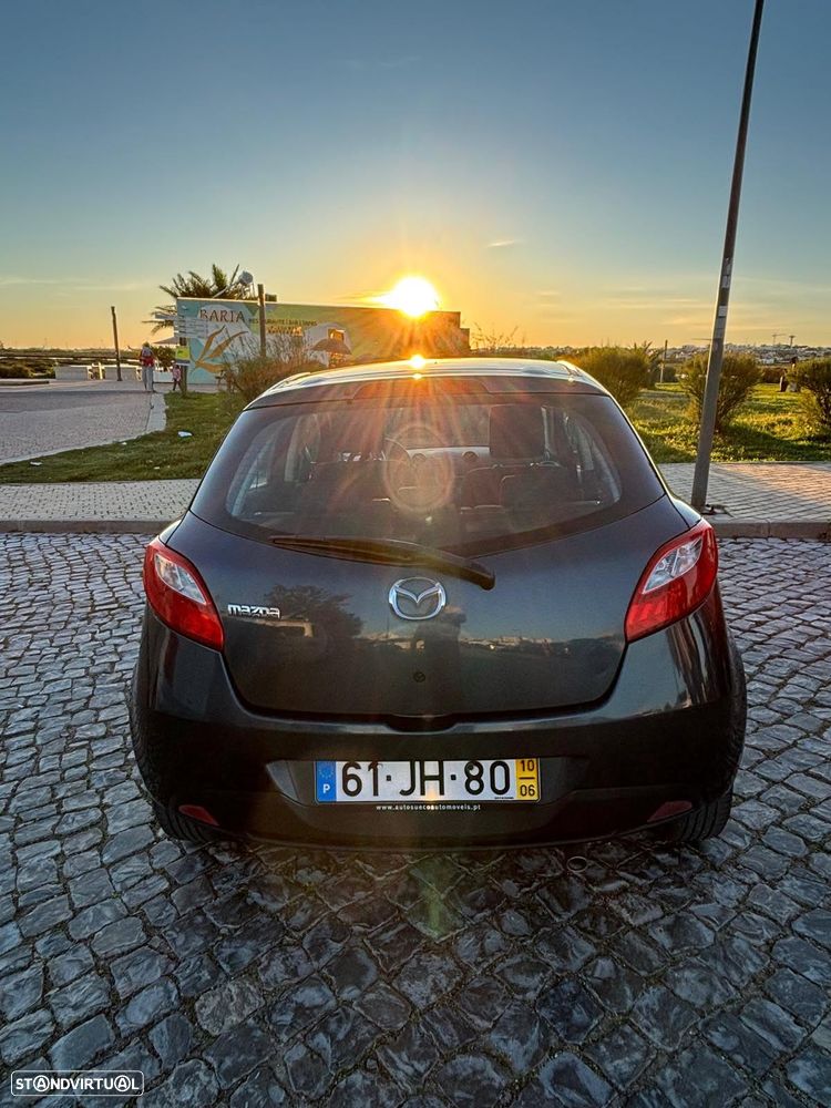 Mazda 2 1.3 MZR Comfort - 2