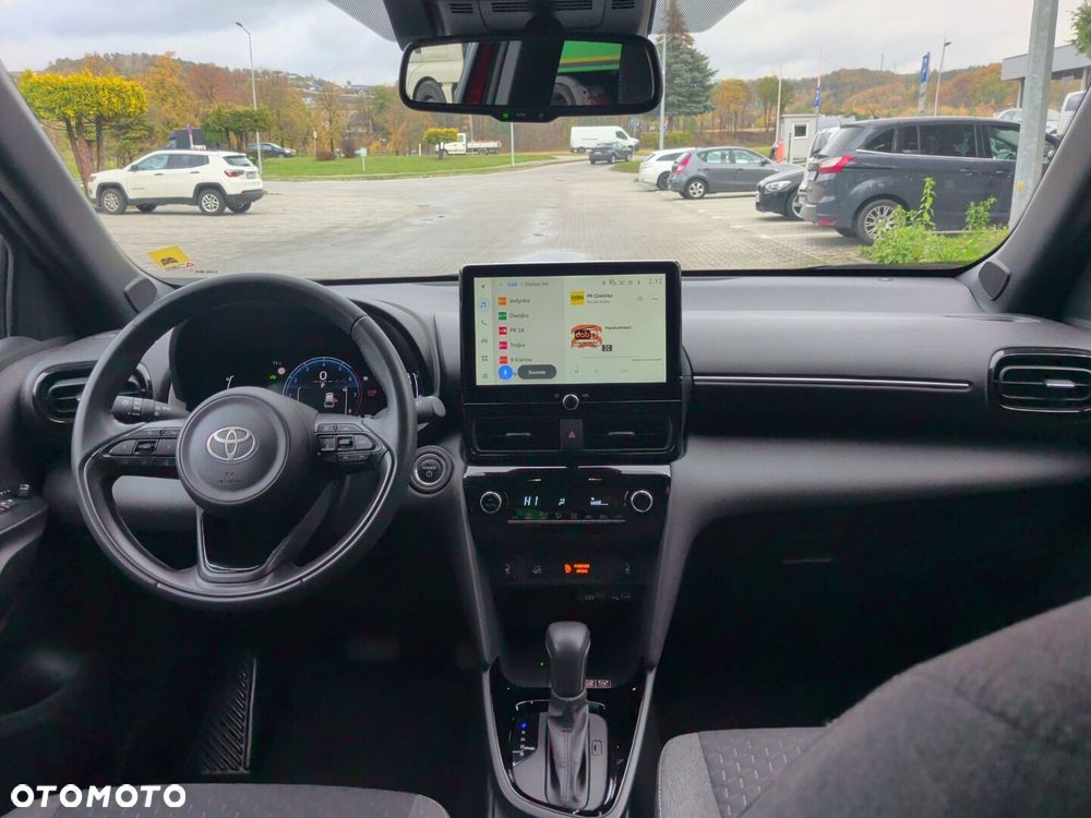 Toyota Yaris Cross Hybrid 1.5 Style AWD - 11