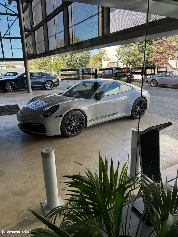 Porsche 911 (992) Carrera T - 14