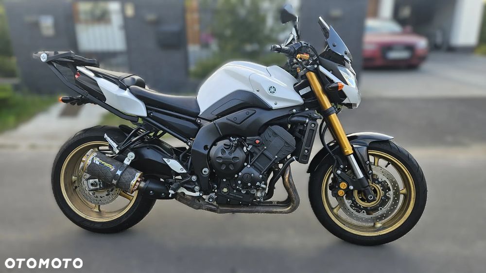 Yamaha FZ8 - 2